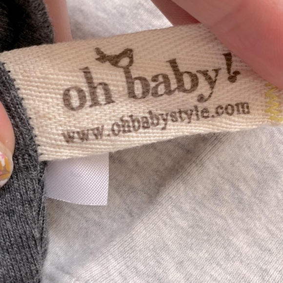 3-6m OH BABY! Set with Infant Yarn Pom Pom Beanie Hat - Picture 2 of 8